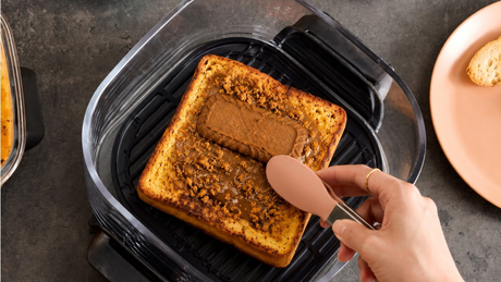 COOKIE BUTTER FRENCH TOAST